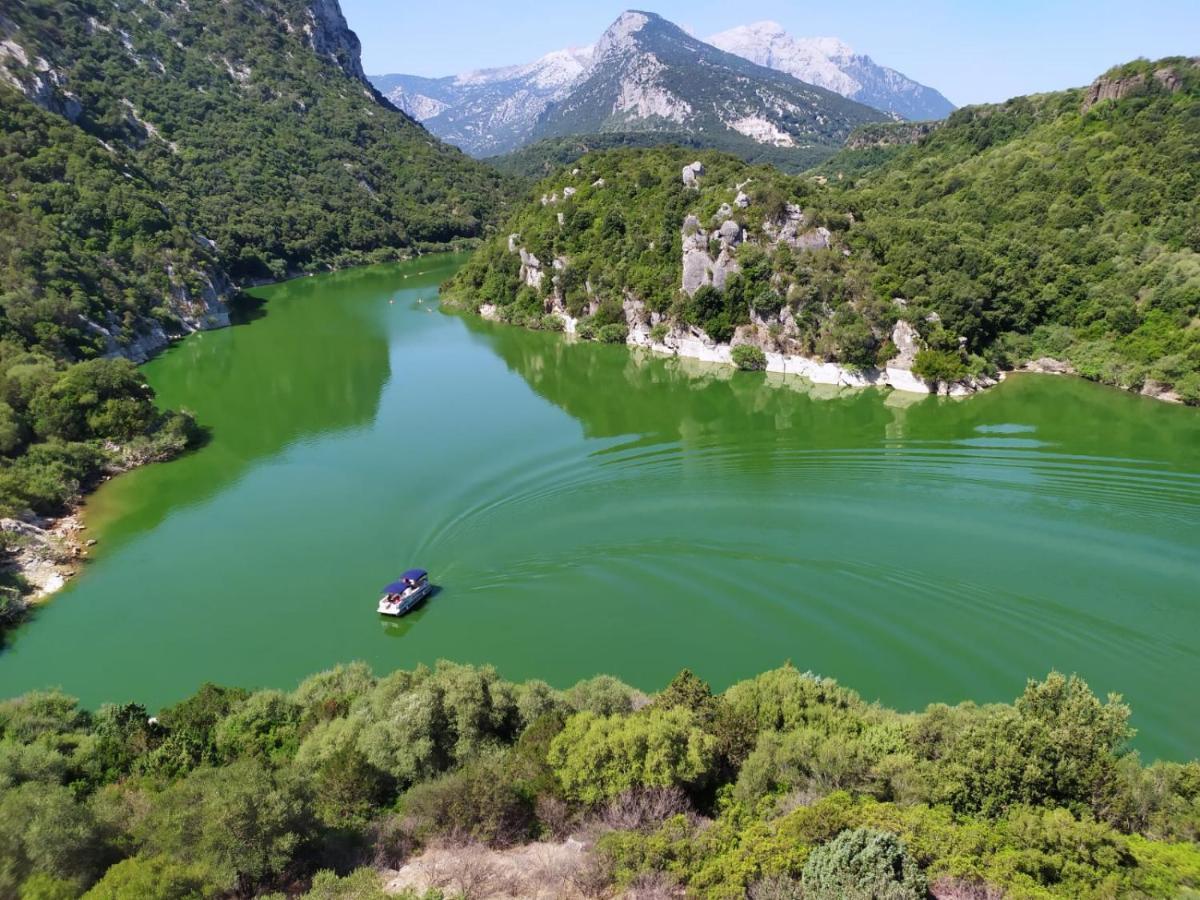 Appartamento A 50 Mt Dal Mare Cala Gonone Exterior foto