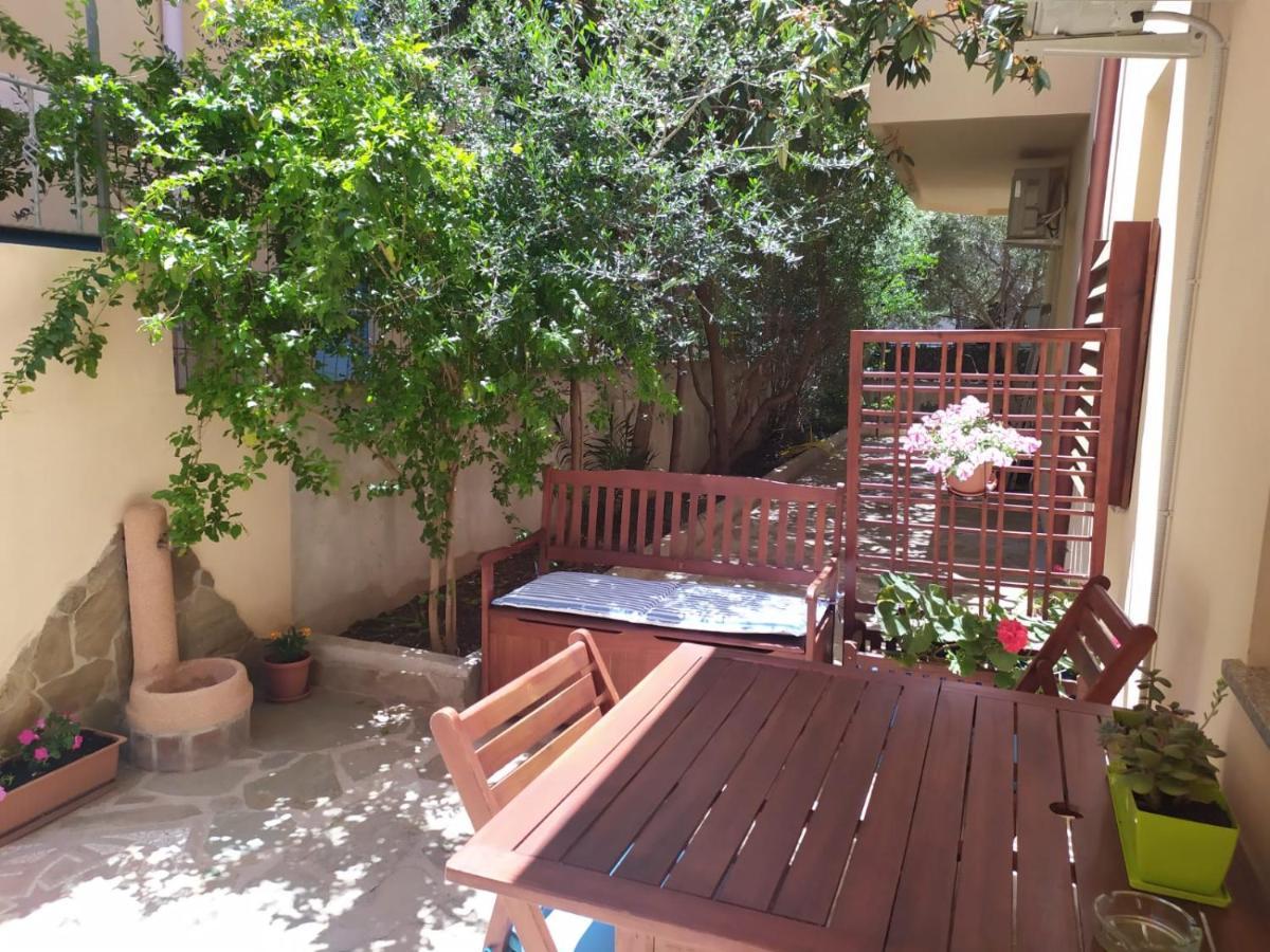 Appartamento A 50 Mt Dal Mare Cala Gonone Exterior foto